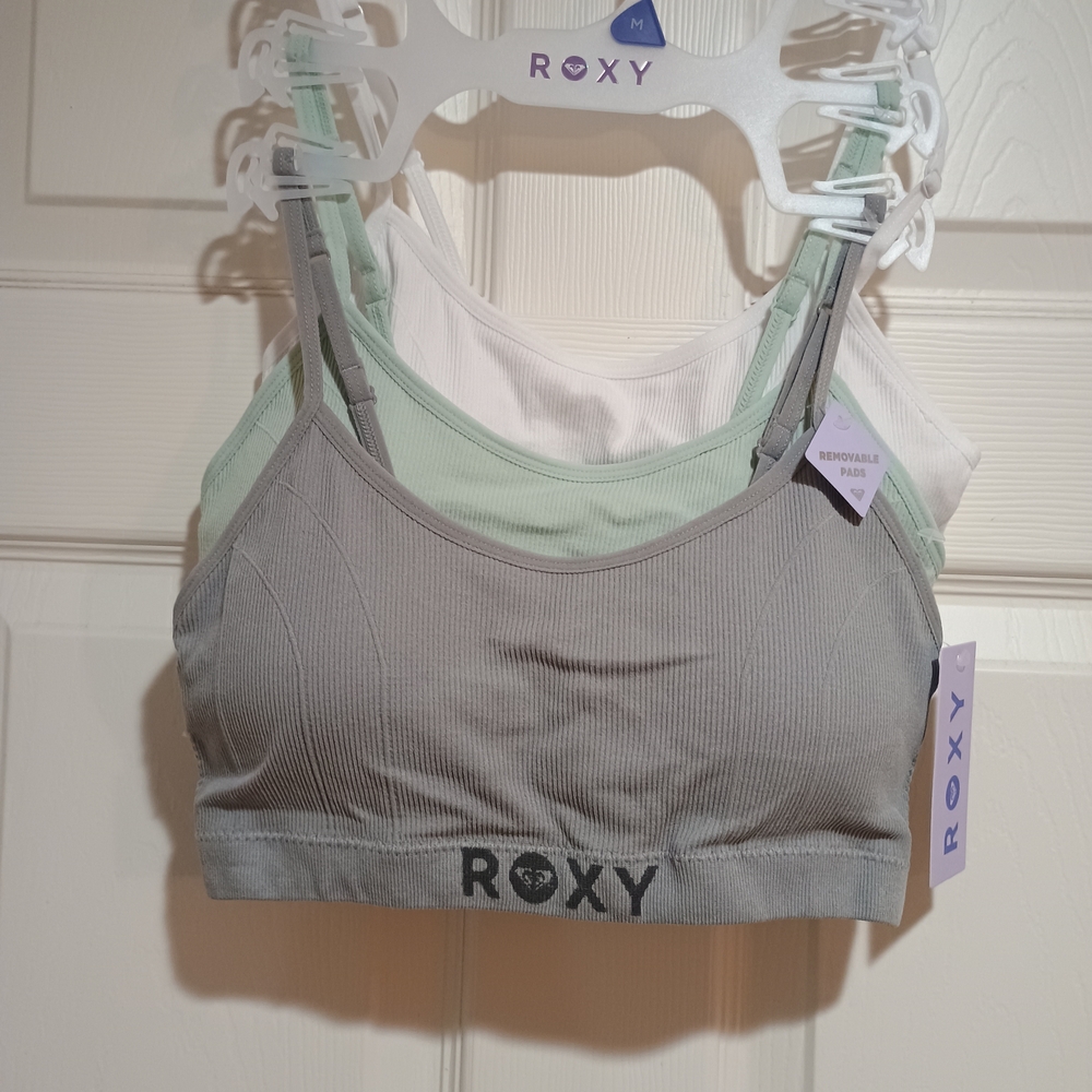 Women's Roxy 3 Pack Sports Bras Big Spell Out Adjustable Straps Size Medium